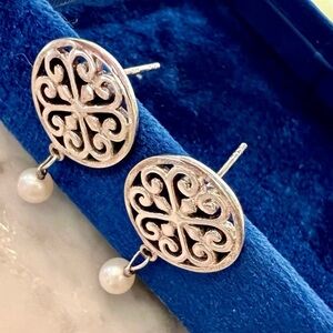 Vintage solid 925 Sterling Silver Filigree pearl earrings